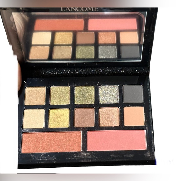 Makeup bundle - Picture 3 of 6